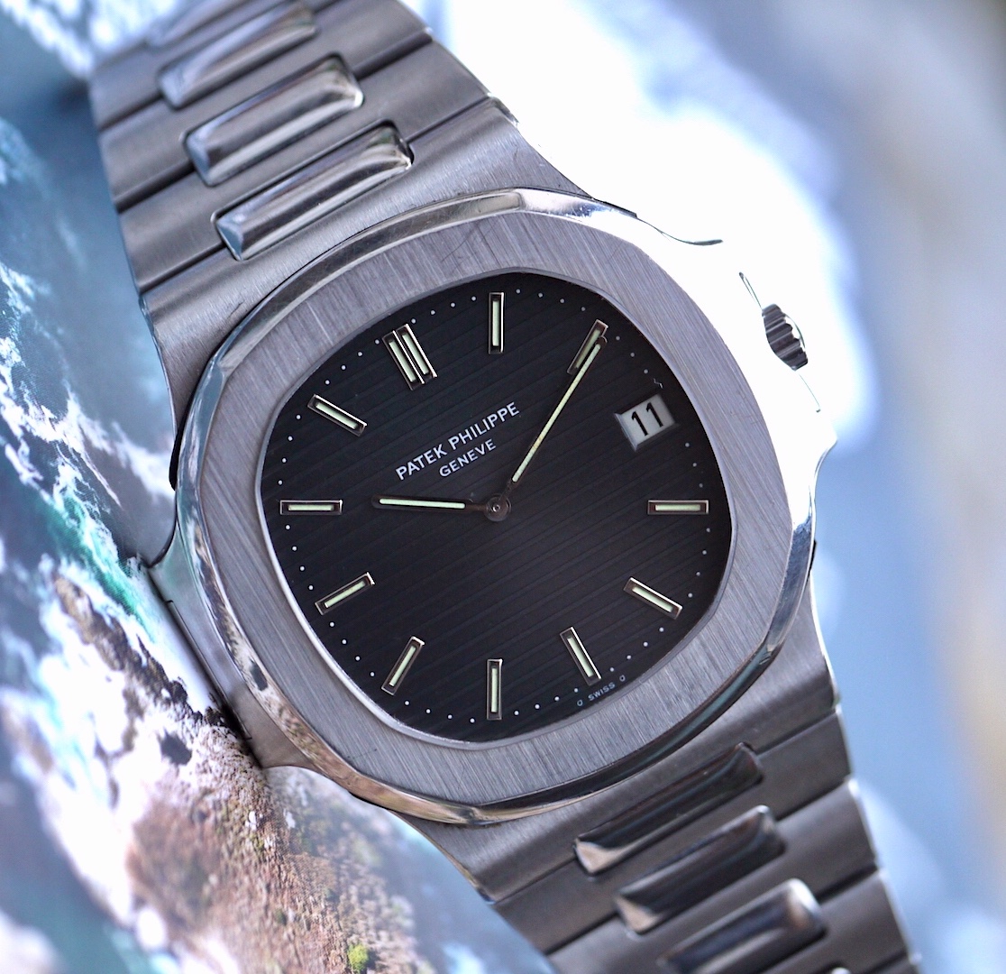 Patek Philippe Nautilus Ref 3700 from 1982 with PPC Extract. - Rolex ...