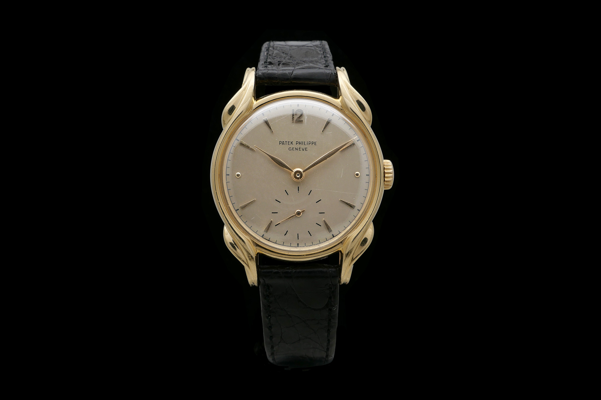 Patek Philippe Flame Lugs Ref. 2431 - Rolex Passion Market