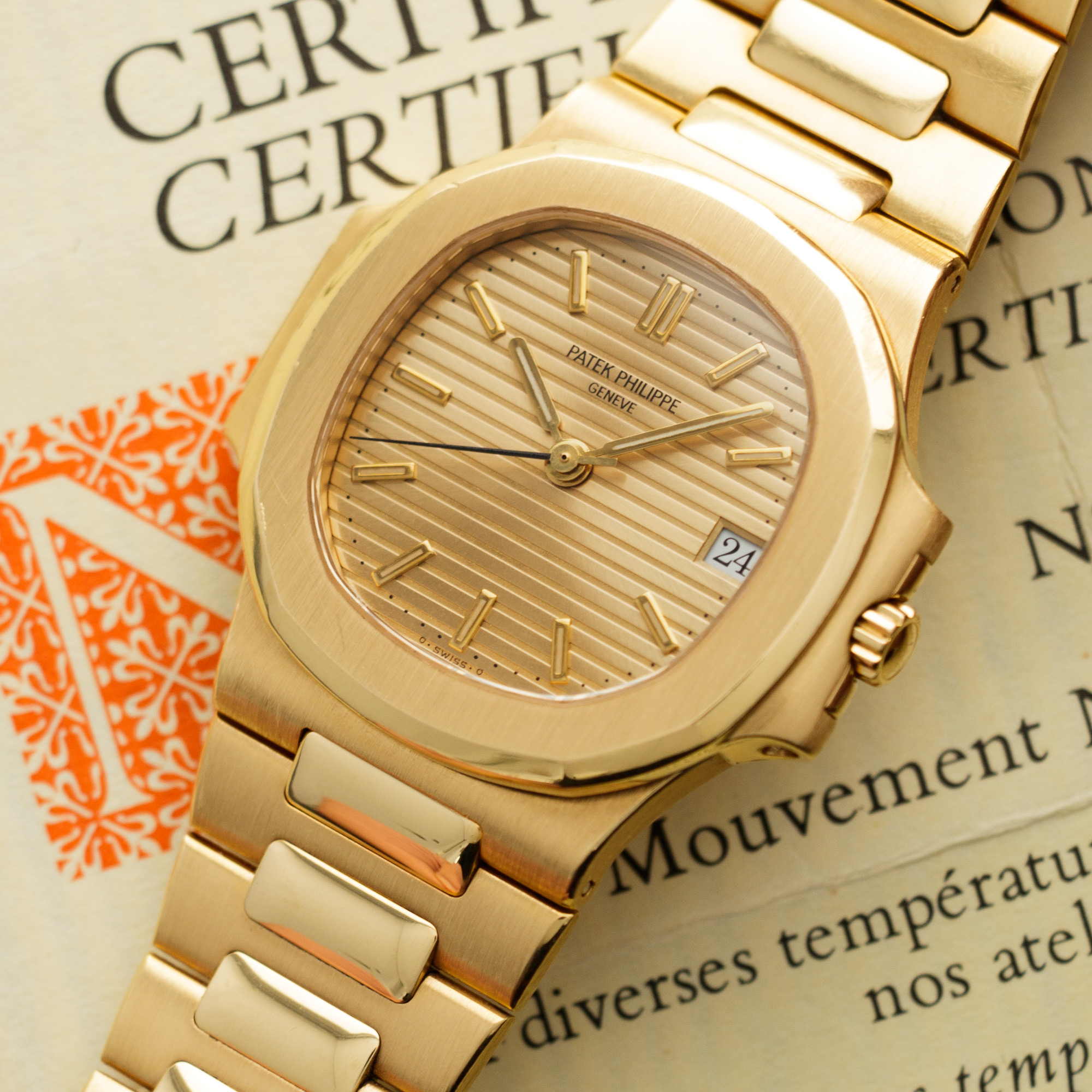 PATEK PHILIPPE YELLOW GOLD NAUTILUS 3800 WITH PAPERS - Passion Market